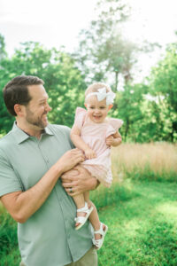 Dad with daughter outdoor portrait, Knoxville family photography